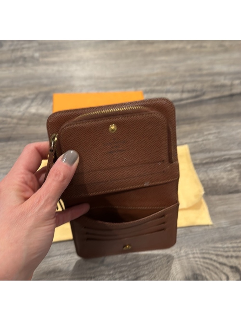 LOUIS VUITTON Mini “Insolite” Wallet in Monogram Canvas - Picture 12 of 14